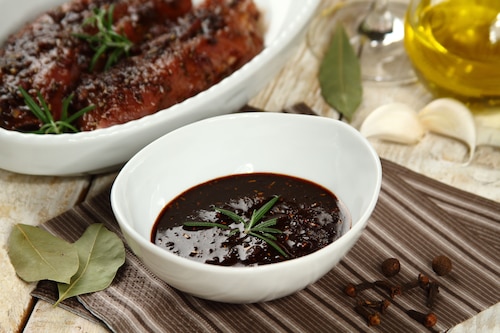 Przepis na Marynata z czerwonym winem Marynata z czerwonym winem