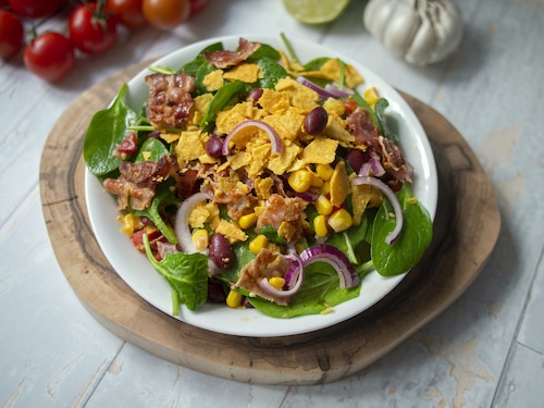 Meksykańska sałatka z boczkiem