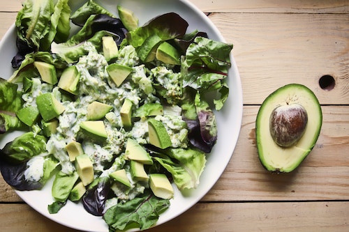 Przepis na Mix sałat z brokułem i awokado Mix sałat z brokułem i awokado