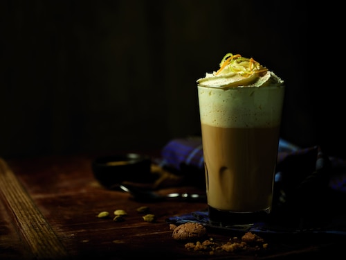 Mleczna herbata korzenna 