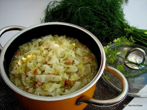 Przepis na Młoda kapusta duszone Młoda kapusta duszone