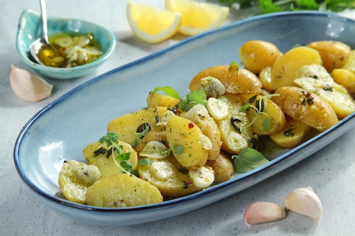 Przepis na Młode ziemniaki z oregano Młode ziemniaki z oregano