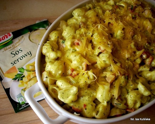 Przepis na Muszelki zapiekane w sosie serowym Muszelki zapiekane w sosie serowym