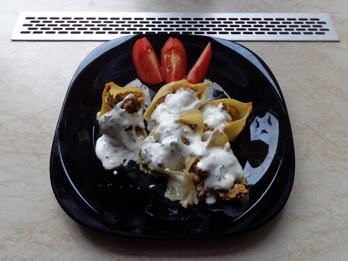 Przepis na Nadziewane makaronowe muszelki Nadziewane makaronowe muszelki