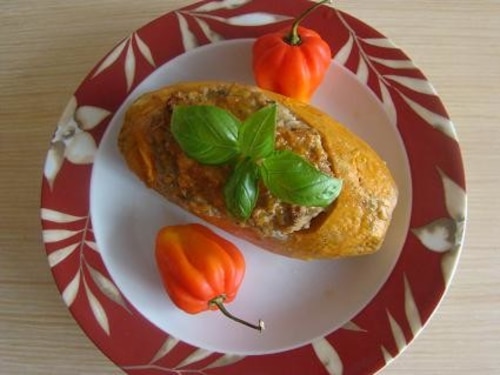 Nadziewany słodki ziemniak