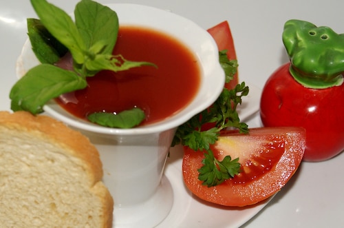 Napój pomidorowy na lato