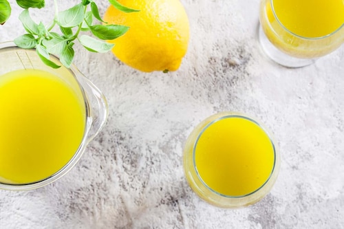 Napój cytrynowo-imbirowy