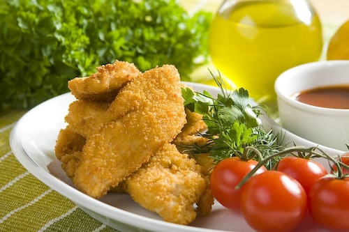 Nuggetsy z sosem meksykańskim 