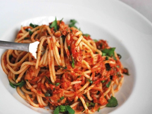 SPAGHETTI ALLA PUTTANESCA