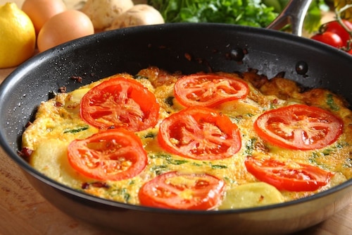 Przepis na Omlet ziemniaczany z wędzonką Omlet ziemniaczany z wędzonką