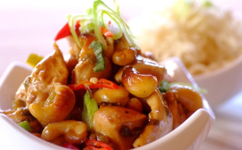 Przepis na Orientalny kurczak z orzeszkami cashew Orientalny kurczak z orzeszkami cashew