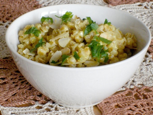 Orkisz z płatkami migdałowymi