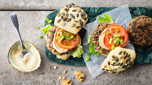 Przepis na Orzechowo-grzybowe burgery Orzechowo-grzybowe burgery