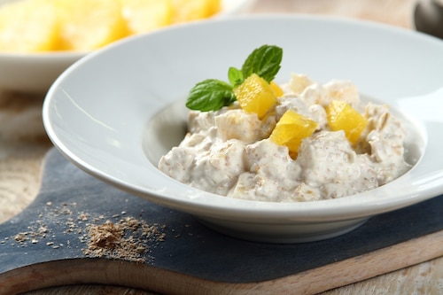 Owsianka z jogurtem i pomarańczą