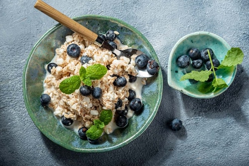 Przepis na Owsianka z serkiem wiejskim Owsianka z serkiem wiejskim