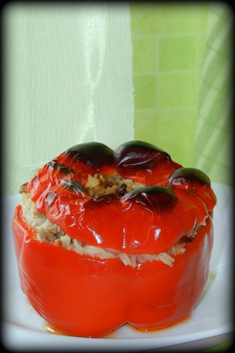 Papryka faszerowana mięsem mielonym i ryżem