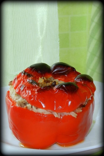 Papryka faszerowana mięsem mielonym i ryżem