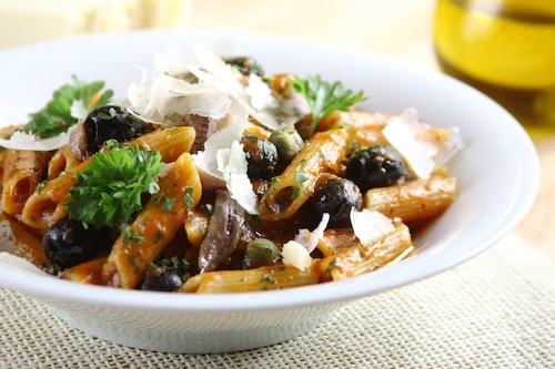 Przepis na Penne puttanesca Penne puttanesca