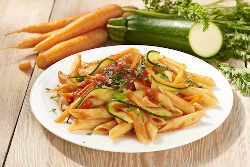 Przepis na Penne w pomidorowym sosie Penne w pomidorowym sosie