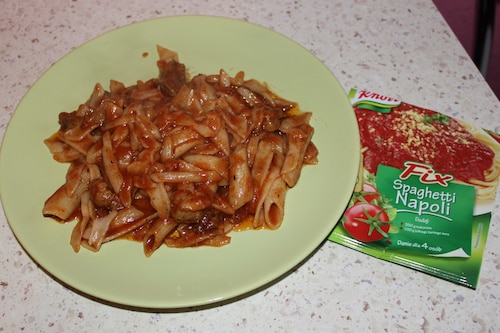 Penne z fix spaghetti Napoli