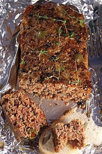 Pieczeń rzymska z oliwkami