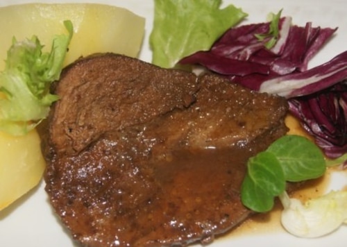 Pieczeń wieprzowa z sosem do pieczeni