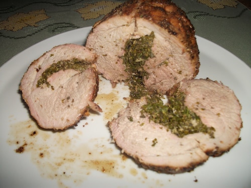 Pieczona szynka marynowana w czosnku