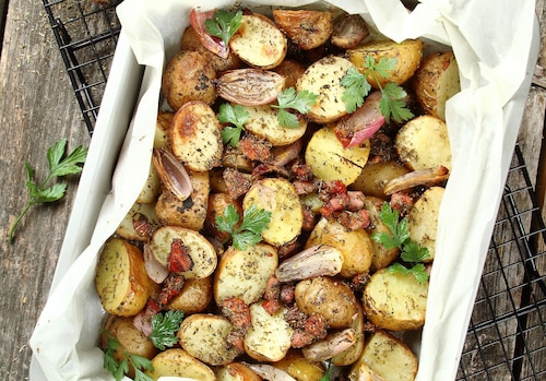 Pieczone ziemniaki z boczkiem