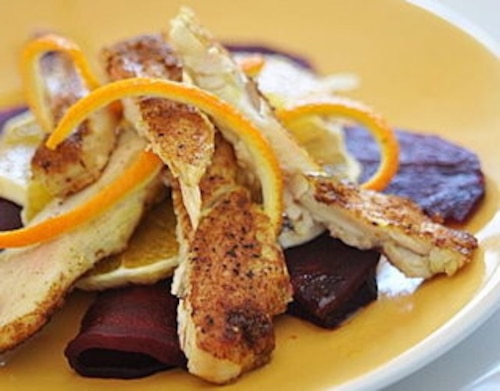 Pieczony indyk z burakami