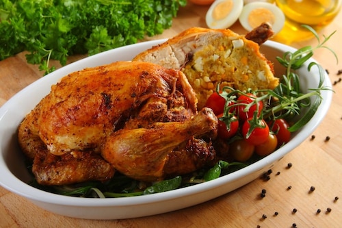 Przepis na Pieczony kurczak z nadzieniem jajecznym Pieczony kurczak z nadzieniem jajecznym