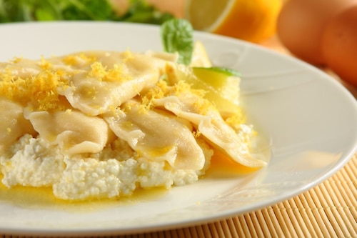 Przepis na Pierogi z białym serem  Pierogi z białym serem