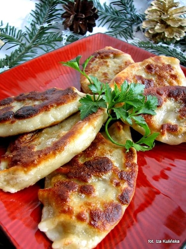 Pierogi z kapustą i grzybami 