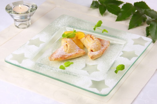 Przepis na Pierogi z brzoskwiniami Pierogi z brzoskwiniami