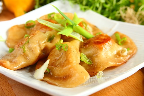 Przepis na Pierożki z wieprzowiną Pierożki z wieprzowiną