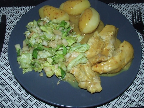 Przepis na Piersi z kurczaka w sosie miodowo-musztardowym Piersi z kurczaka w sosie miodowo-musztardowym