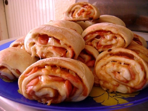 Przepis na Pikantne bułeczki Pikantne bułeczki