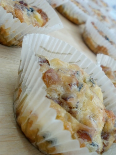 Pikantne muffinki z niespodzianką