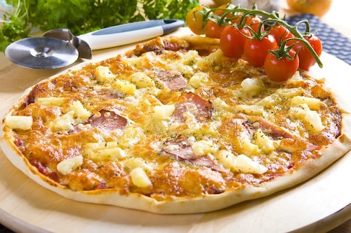 Przepis na Pizza hawajska  Pizza hawajska