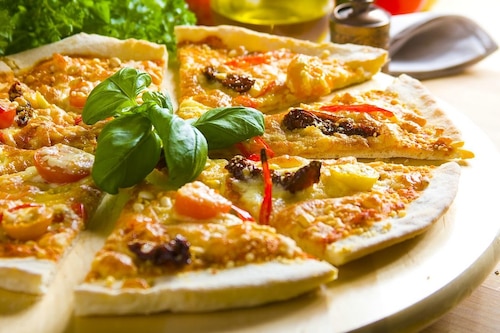 Przepis na Pizza Pomodoro  Pizza Pomodoro