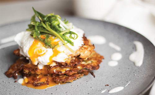 Przepis na Placki z Cukini z Jajkiem w Koszulce Placki z Cukini z Jajkiem w Koszulce