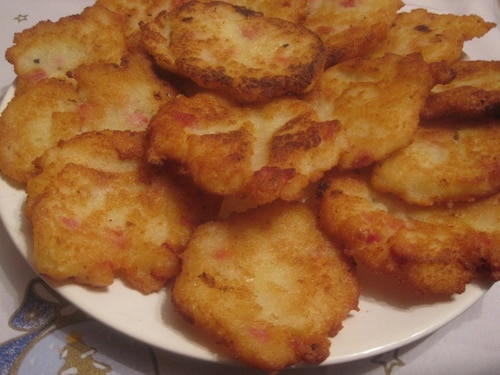 Placki kartoflane z polędwicą i fetą