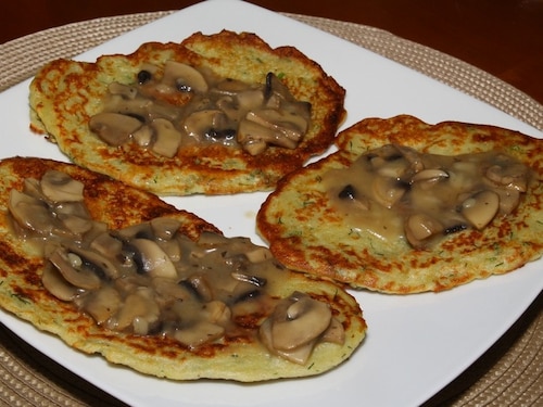 Placki ziemniaczane z pieczarkami