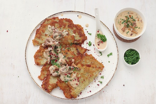 Przepis na Placki ziemniaczane z sosem kurkowym Placki ziemniaczane z sosem kurkowym