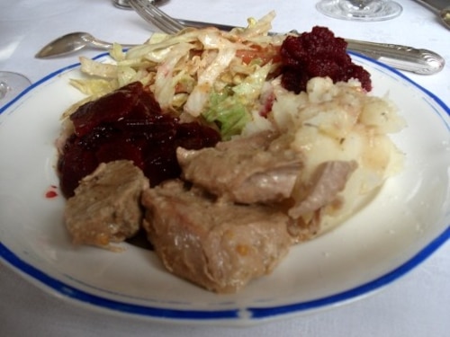 Polędwiczki duszone w jasnym sosie