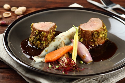 Przepis na Polędwiczki glazurowane miodem i Guinnessem  Polędwiczki glazurowane miodem i Guinnessem