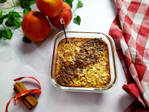 Pieczona owsianka z jabłkami i nutą korzenną