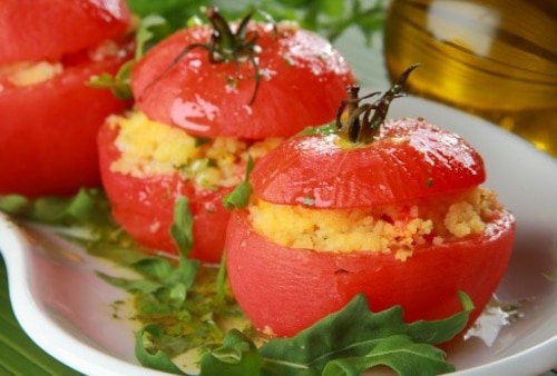 Przepis na Pomidory faszerowane kuskus i serem feta Pomidory faszerowane kuskus i serem feta