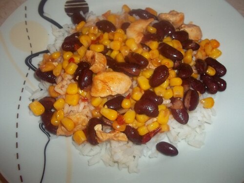 Przepis na Potrawka z kurczaka z czerwoną fasolą Potrawka z kurczaka z czerwoną fasolą