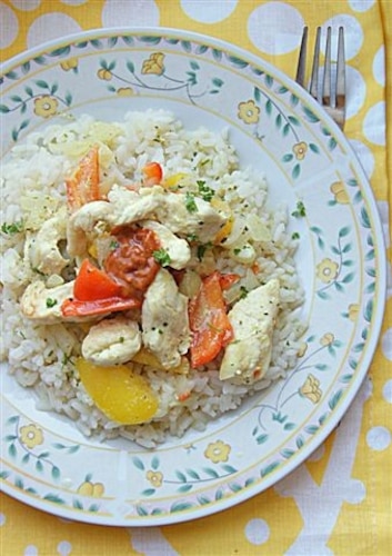 Potrawka z piersi kurczaka rozmarynowa