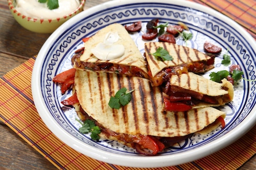 Przepis na Quesadillas z chorizo Quesadillas z chorizo
